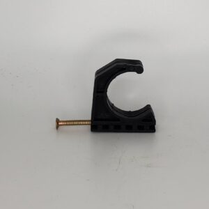 CB Supplies 780063005 J-Clamp With Nail, 1/2 in
